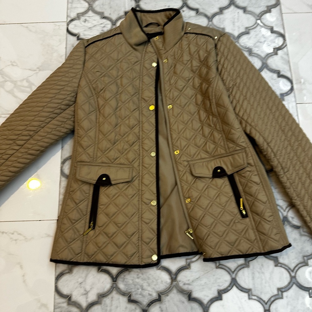 Women’s jackets size large